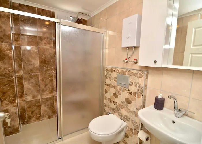 Cemal Bey 4* אלאניה