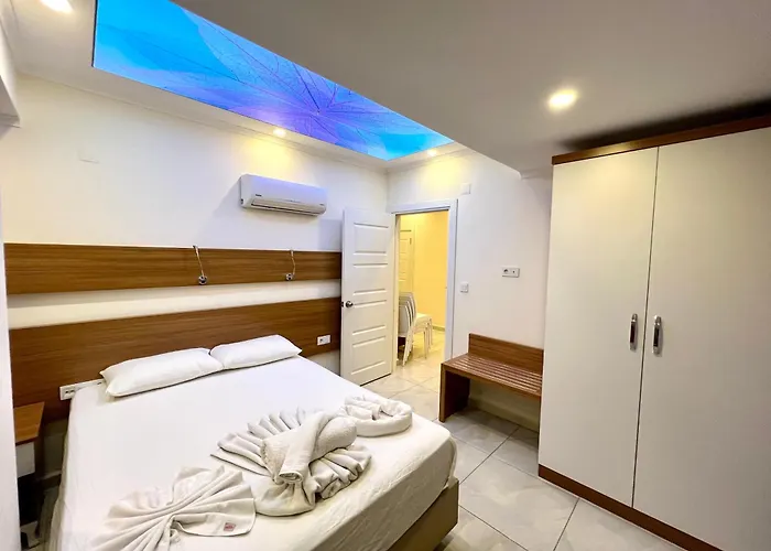 Cemal Bey ألانيا